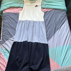 Light yellow, gray and black kids dress